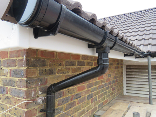 Rain Gutter Cleaning and Maintenance Guide