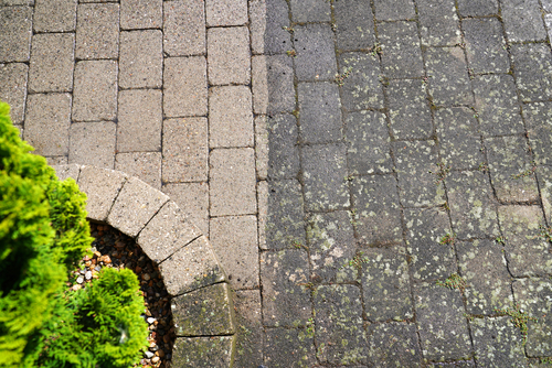 Advantages of Pressure Cleaning Your Driveway