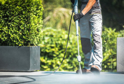 Driveway cleaning: Reasons Why You Should Power Wash Your Driveway