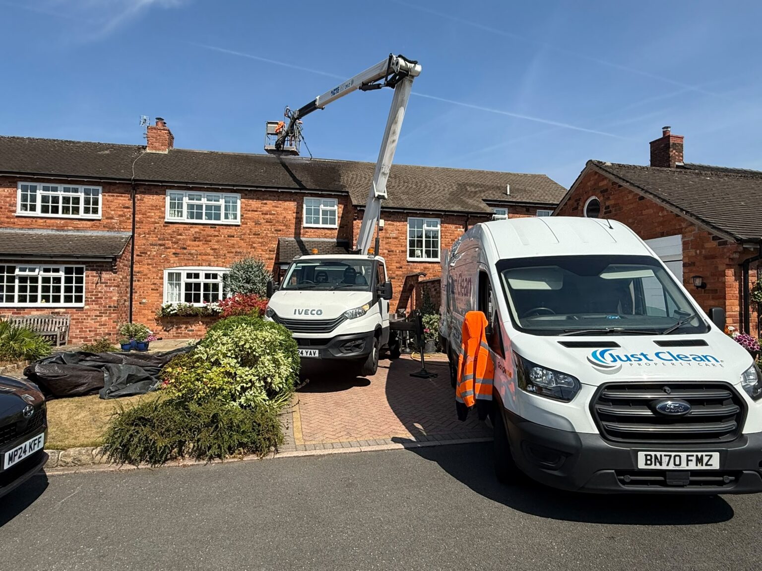 Just Clean van and access equipment at the Lymm project